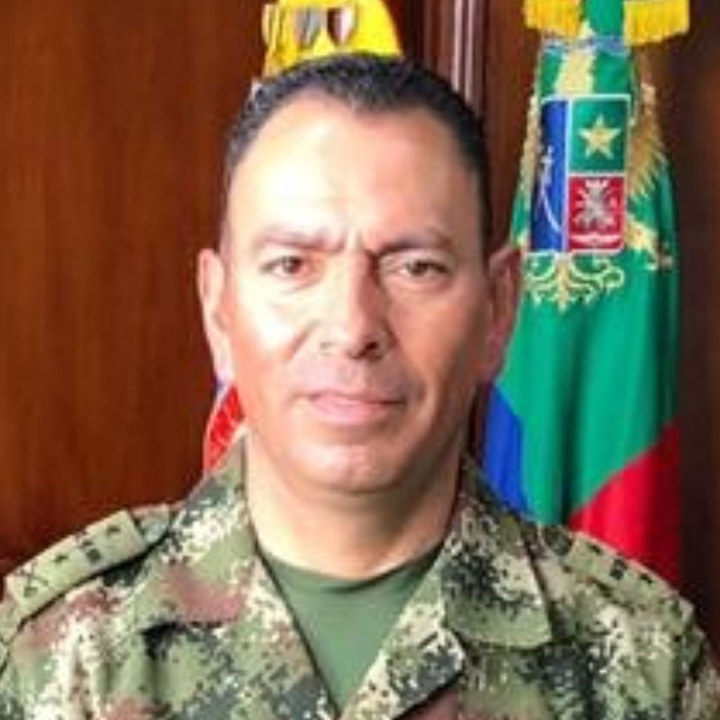 Carlos Alfredo Castro Pinzón Centro de Estudios Estratégicos del Ejército del Perú